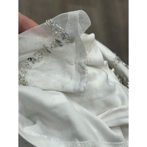 Mac Duggal 10873 White Beaded Sleeveless High Neck Cut Out Gown Size 4 AS IS - Picture 15 of 16